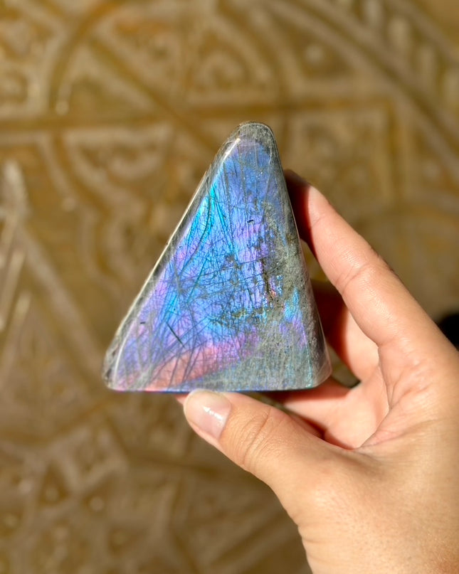 Labradorite Freeform | Follow Your Arrow